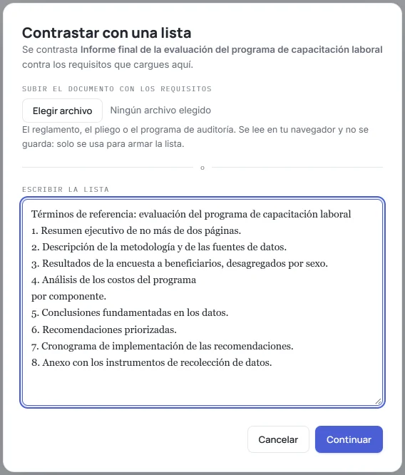 Pantalla «Contrastar con una lista» de HILO con el informe de consultoría ficticio abierto: los términos de referencia ficticios escritos en el cuadro «Escribir la lista» (un título y ocho requisitos numerados, el cuarto en dos renglones) y el botón «Continuar».